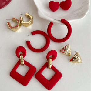 5pcs/Set Fashion Minimalist Heart Shaped Hollow Dangle Earrings Set